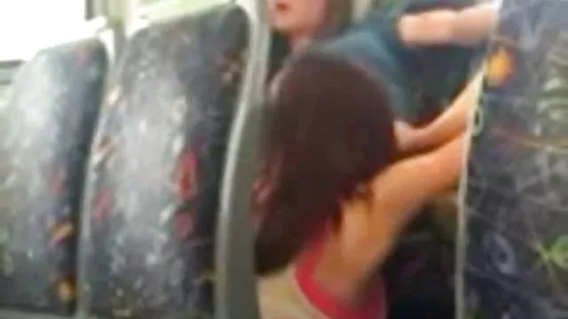 XXX بدون ثبت نام برخی از فیلمهای سکسی خارجی خفن اقلام در قفسه سینه