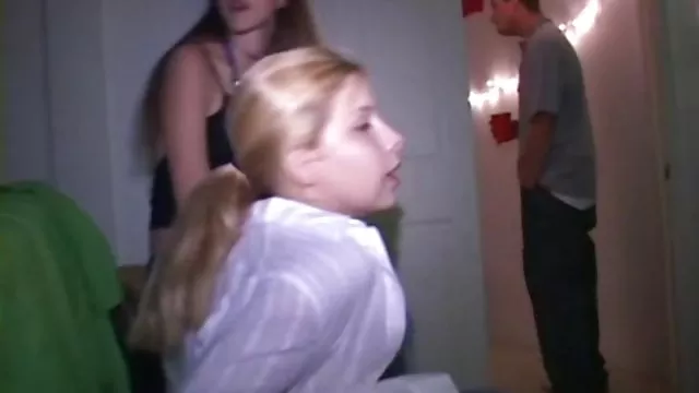 XXX بدون ثبت نام 7 فیلمهای سکسی با لینک مستقیم دانلود سه پررنگ خوشمزه